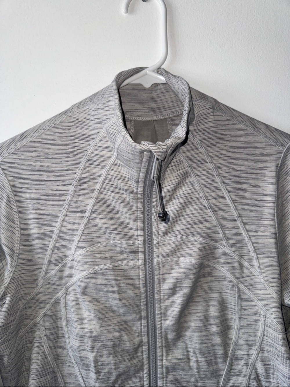 Lululemon Define Jacket - Picture 4 of 13